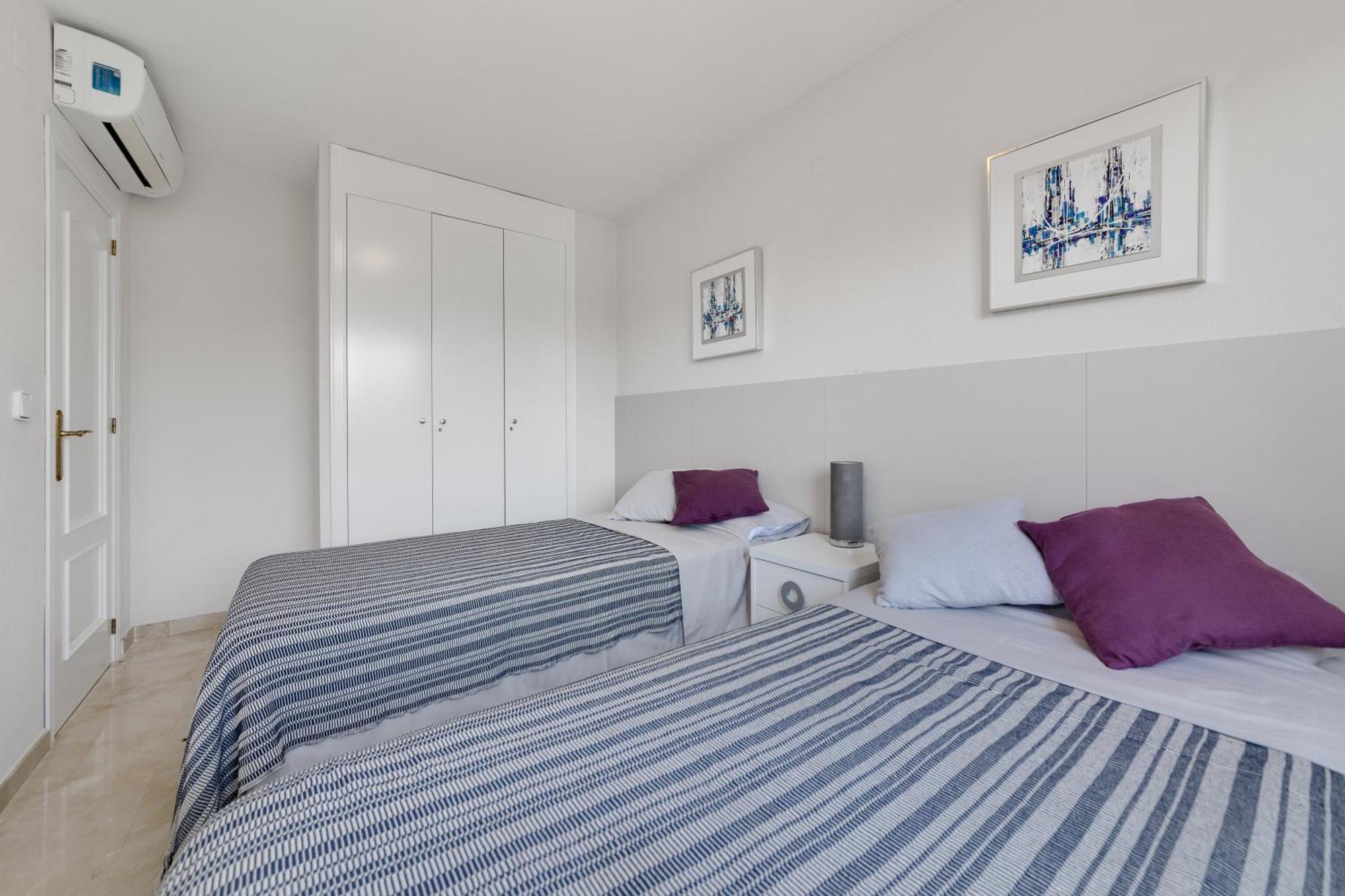 Apartamentos Oasis El Albir Екстериор снимка